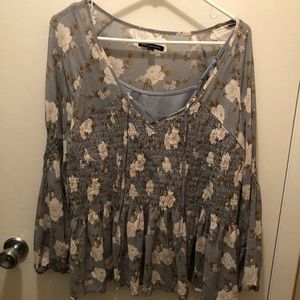 American Eagle top.  Cute and flowy